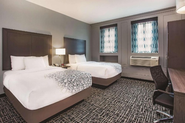 La Quinta by Wyndham Inner Harbor Downtown image 19